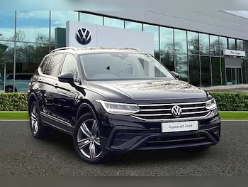 2023 (23) - 1.5 TSI Life 5dr DSG