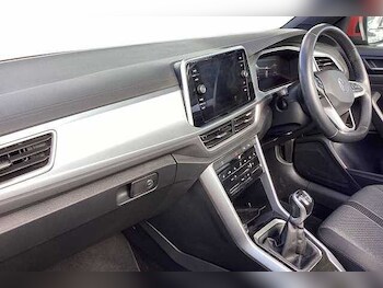 Used Volkswagen T-Roc 2023 for sale - 78526155: Photo