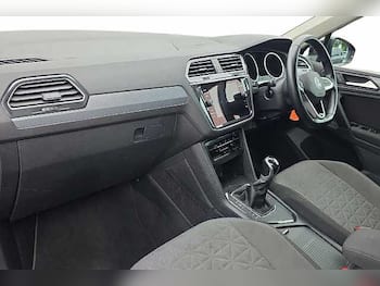 Used Volkswagen Tiguan 2021 for sale - 79619909: Photo
