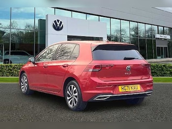 Used Volkswagen Golf 2021 for sale - 77069398: Photo