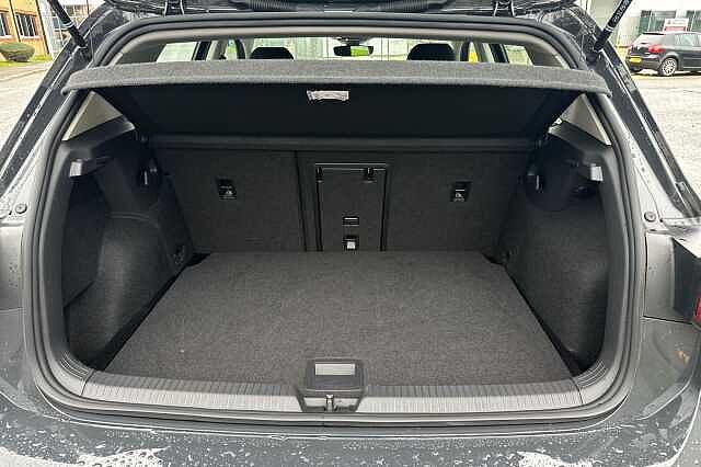 Used Volkswagen Golf 2024 for sale - 76845324: Photo 11