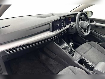 Used Volkswagen Golf 2024 for sale - 76845324: Photo