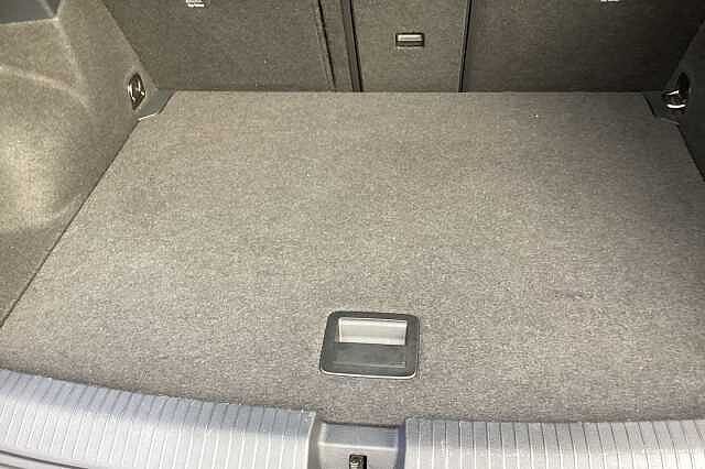 Used Volkswagen T-Roc 2022 for sale - 76845325: Photo 11