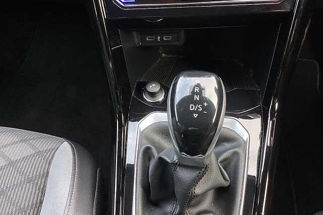 Used Volkswagen T-Roc 2022 for sale - 76845325: Photo 19