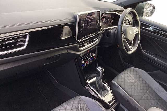 Used Volkswagen T-Roc 2022 for sale - 76845325: Photo 2