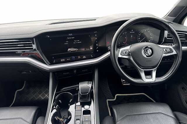 Used Volkswagen Touareg 2018 for sale - 76181527: Photo 10