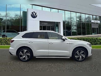 Used Volkswagen Touareg 2018 for sale - 76181527: Photo