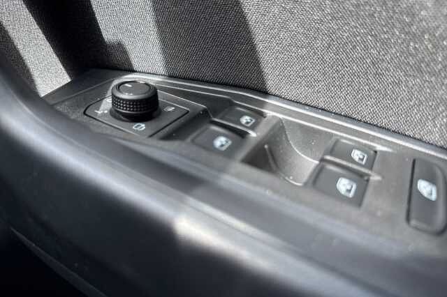 Used Volkswagen T-Roc 2025 for sale - 76836809: Photo 29