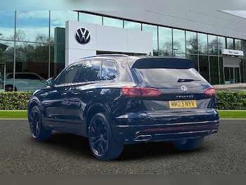Used Volkswagen Touareg 2023 for sale - 75323754: Photo