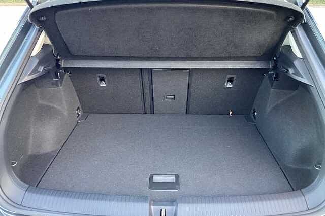 Used Volkswagen T-Roc 2022 for sale - 76497107: Photo 11