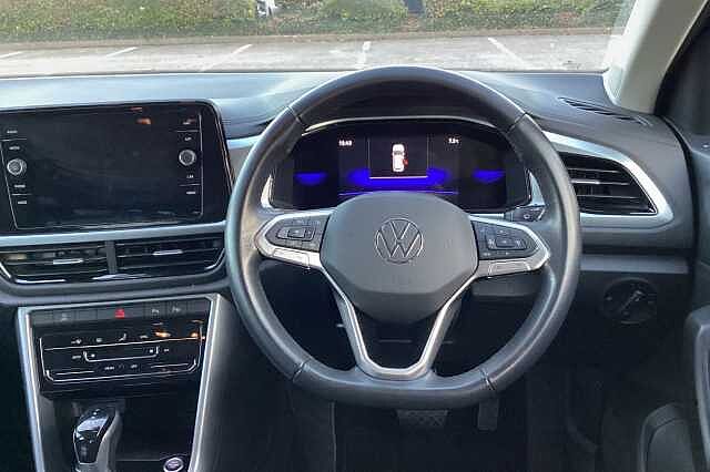 Used Volkswagen T-Roc 2022 for sale - 76497107: Photo 14