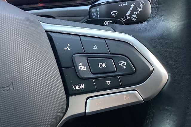 Used Volkswagen T-Roc 2022 for sale - 76497107: Photo 17