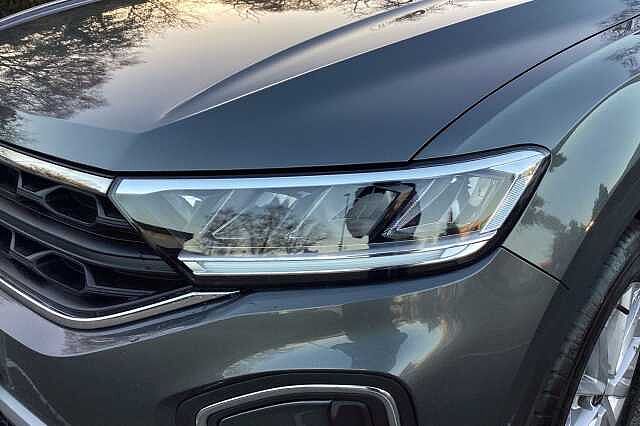 Used Volkswagen T-Roc 2022 for sale - 76497107: Photo 21