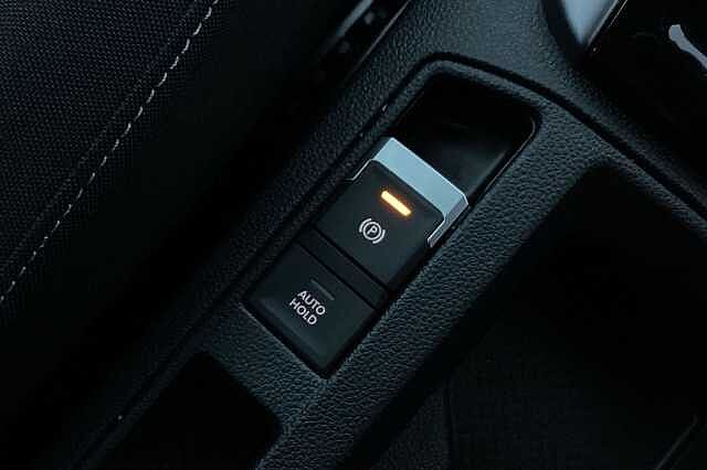 Used Volkswagen T-Roc 2022 for sale - 76497107: Photo 32