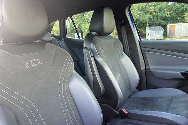 Used Volkswagen ID4 2022 for sale - 76026277: Photo 28