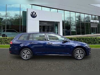 Used Volkswagen Golf 2018 for sale - 78739206: Photo