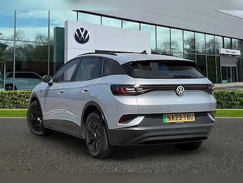 Used Volkswagen ID.4 2023 for sale - 79205981: Photo