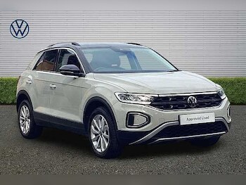 Used Volkswagen T-Roc 2023 for sale - 78182446: Photo
