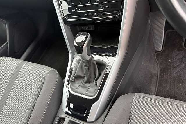 Used Volkswagen T-Roc 2024 for sale - 76439742: Photo 19