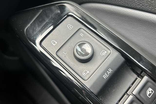 Used Volkswagen ID.4 2022 for sale - 77792744: Photo 31