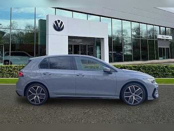 Used Volkswagen Golf 2025 for sale - 76807757: Photo