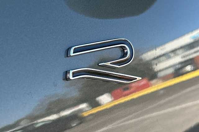 Vehicle 33