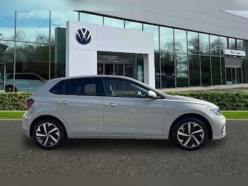 Used Volkswagen Polo 2024 for sale - 79335165: Photo