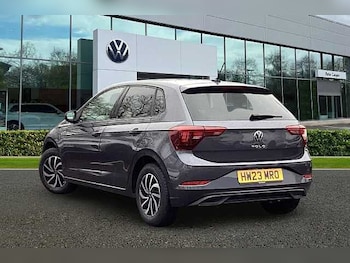 Used Volkswagen Polo 2023 for sale - 77584334: Photo