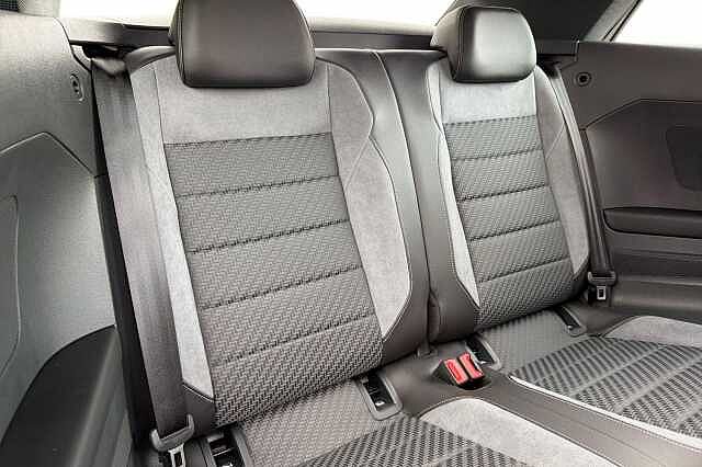 Used Volkswagen T-Roc 2025 for sale - 77061708: Photo 8