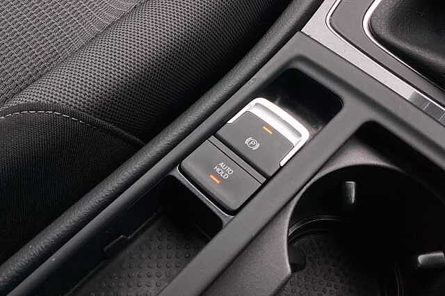 Used Volkswagen Golf 2019 for sale - 77572599: Photo 25