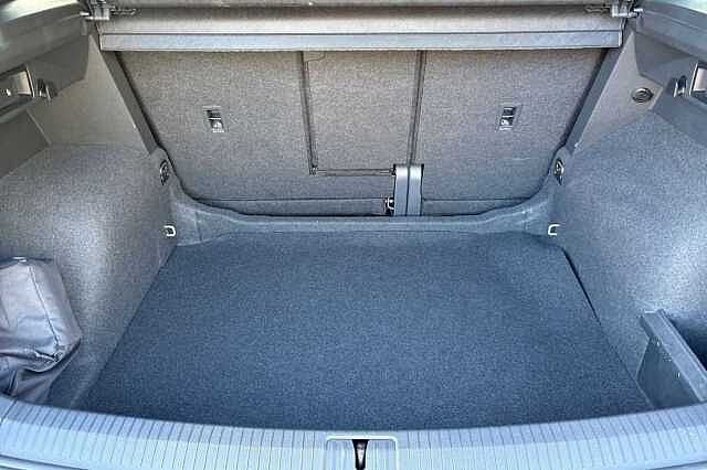 Used Volkswagen Tiguan 2024 for sale - 76518042: Photo 11