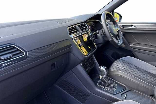 Used Volkswagen Tiguan 2024 for sale - 76518042: Photo 2