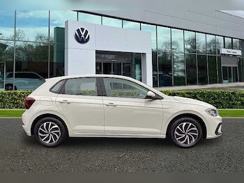 Used Volkswagen Polo 2023 for sale - 76391855: Photo