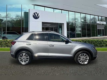 Used Volkswagen T-Roc 2025 for sale - 78578450: Photo