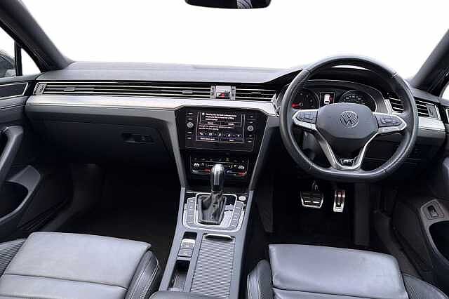 Used Volkswagen Passat 2023 for sale - 77976906: Photo 10