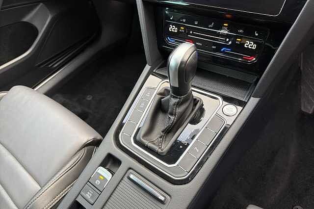 Used Volkswagen Passat 2023 for sale - 77976906: Photo 18