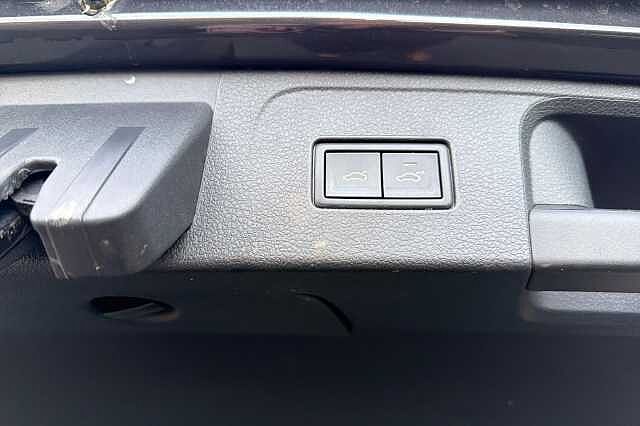 Used Volkswagen Passat 2023 for sale - 77976906: Photo 24