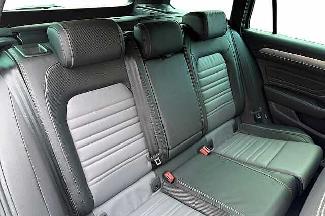 Used Volkswagen Passat 2023 for sale - 77976906: Photo 8