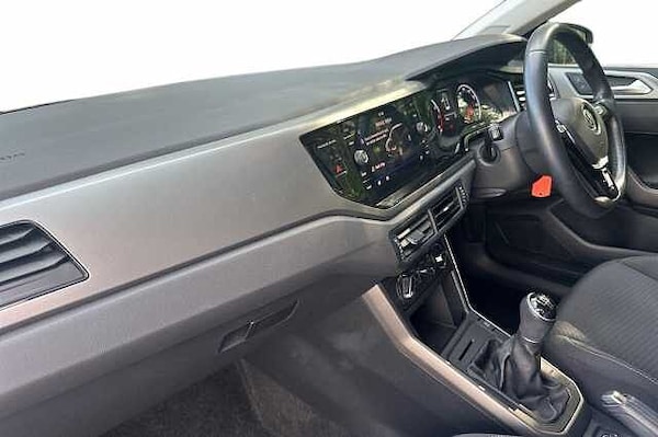 Used Volkswagen Polo 2020 for sale - 76030129: Photo 2