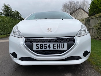 Used Peugeot 208 2014 for sale - 77006428: Photo