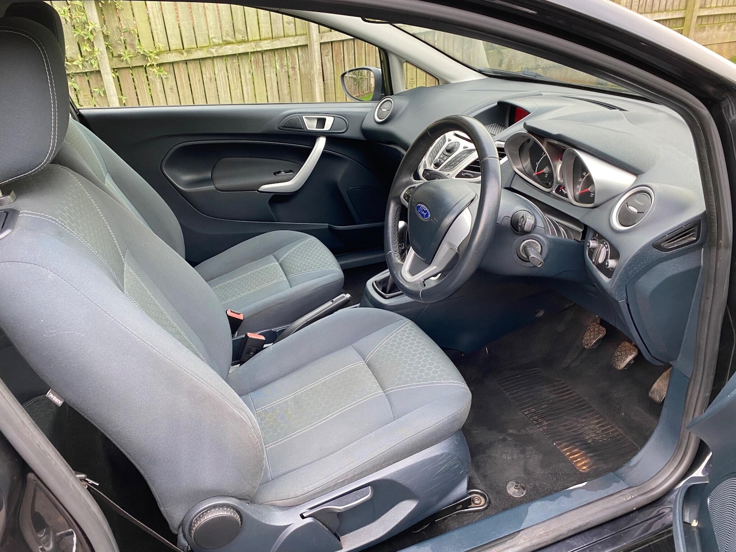 Used Ford Fiesta 2012 for sale - 76668316: Photo 16