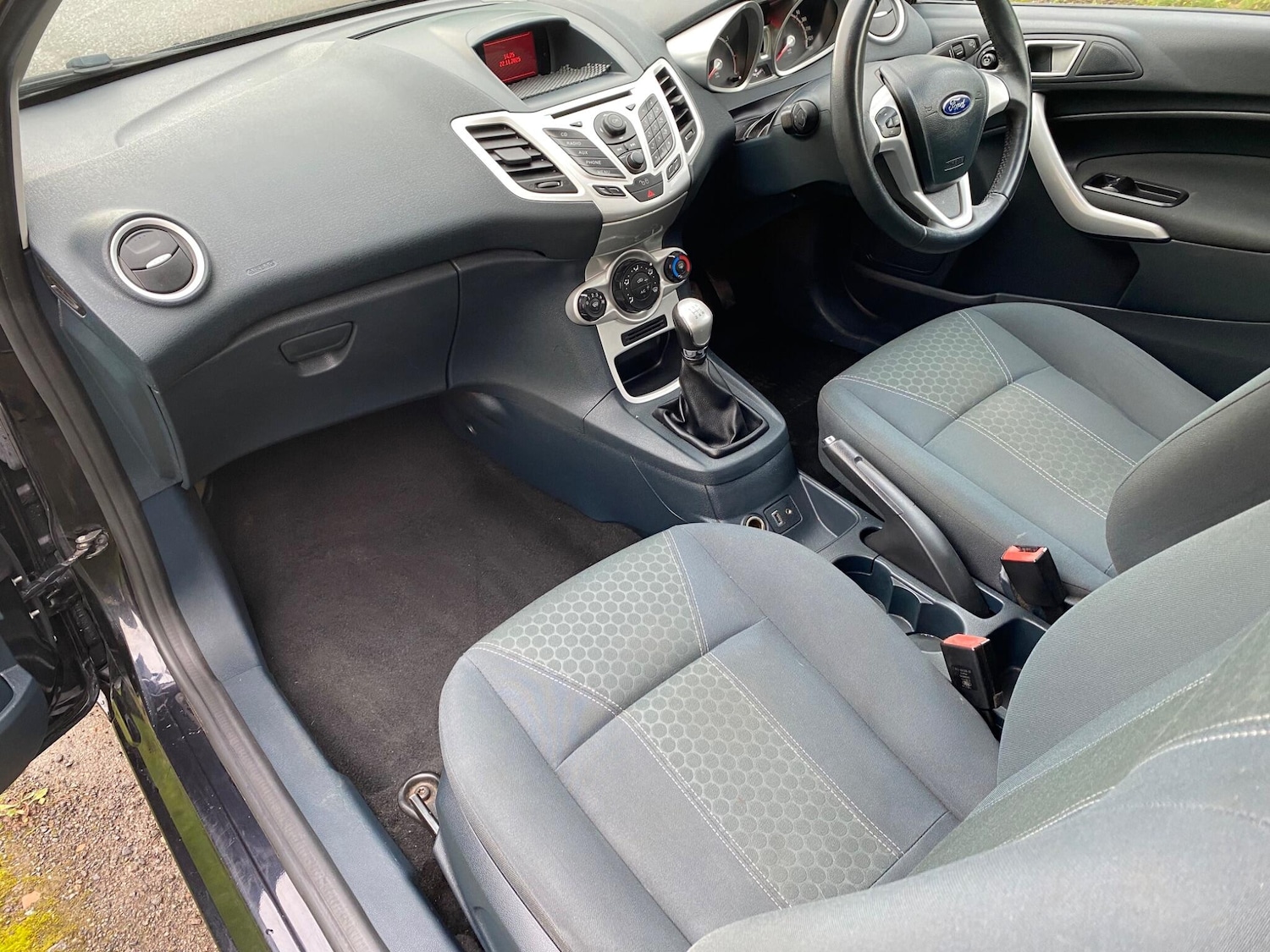 Used Ford Fiesta 2012 for sale - 76668316: Photo 17