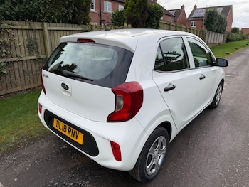 Used Kia Picanto 2018 for sale - 77685867: Photo
