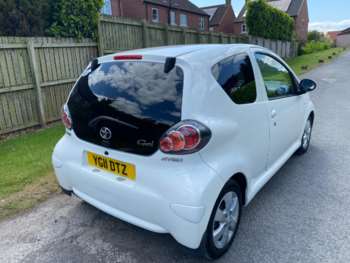 Used Toyota AYGO 2011 for sale - 75116627: Photo