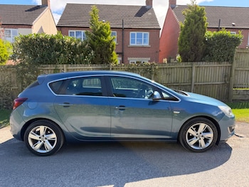 Used Vauxhall Astra 2012 for sale - 78251550: Photo