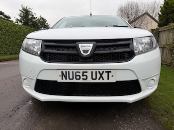 Used Dacia Sandero 2015 for sale - 77399622: Photo