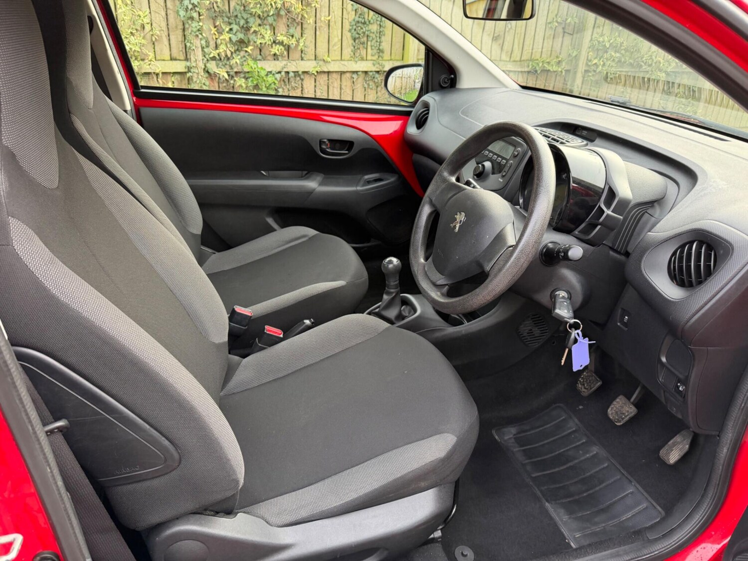 Used Peugeot 108 2017 for sale - 77542624: Photo 14