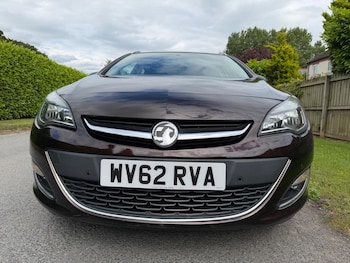 Used Vauxhall Astra 2012 for sale - 79502969: Photo