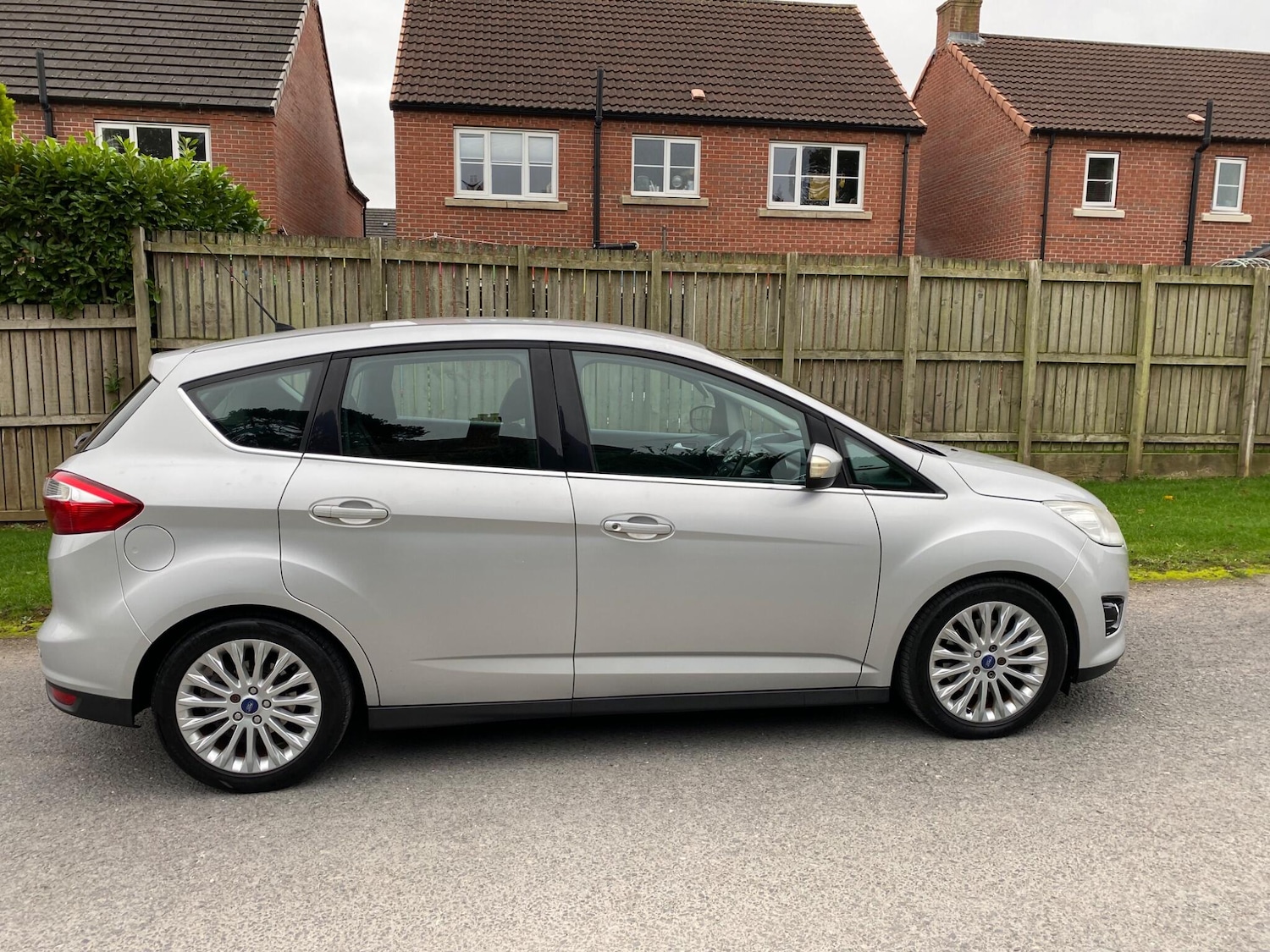 Used Ford C-Max 2011 for sale - 76273824: Photo 4