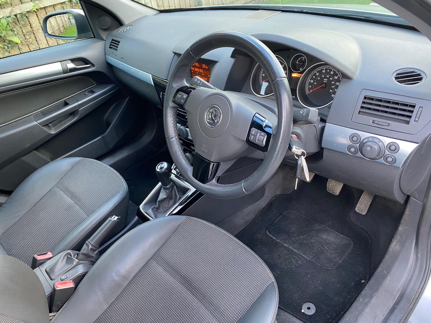 Used Vauxhall Astra 2009 for sale - 76362281: Photo 13